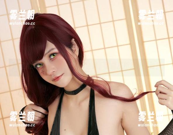 Azami 追踪Azami的连衣裙作品全集,谁能抗拒这种优雅?