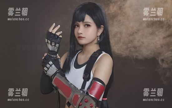 一场定制写真秀，Azami化身CyberBunny，兔耳朵下藏着哪些不为人知的故事？