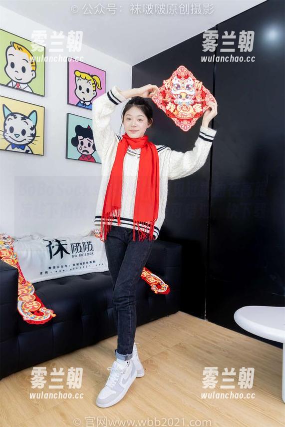 BoBoSocks袜啵啵-奶油 BoBoSocks袜啵啵 - 你见过奶油在高跟凉鞋下的优雅吗?图集不可错过,快下载尝试吧!