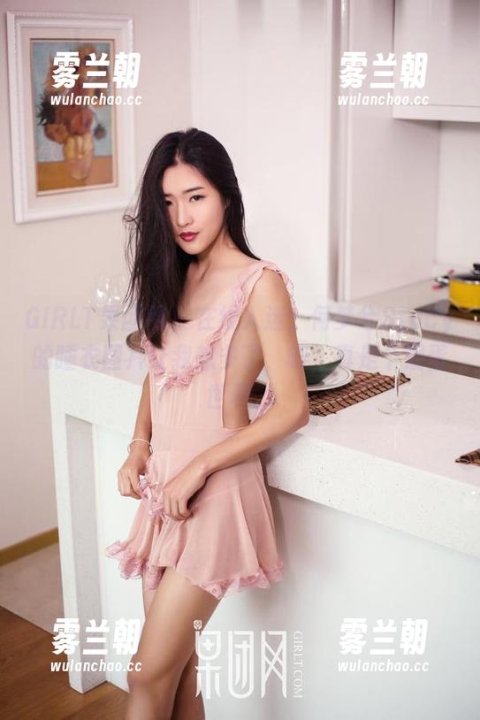 GIRLT果团网-何梦兮Stacy GIRLT果团网 - 在线入迷:何梦兮Stacy的睡衣图片让我想多了,啊,真是个混蛋世界。