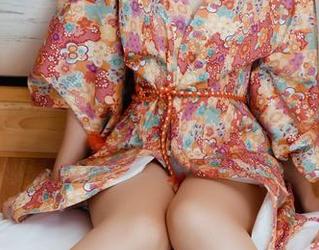 GIRLT果团网 – 护士也疯狂！林弯弯的资源大放送