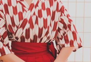 GIRLT果团网 – 跟随王语纯，空姐图集更新：高空服务、低调魅惑！