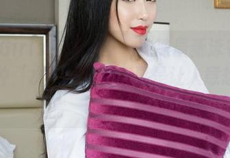 KelaGirls克拉女神 – 珠珠最新泳衣写真：那种‘水’的灵动，真是让人意想不到！