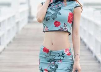 MiStar魅妍社 – 关思阳和她女友的原图，作品好像在无声诉说着什么，有点意外的美。