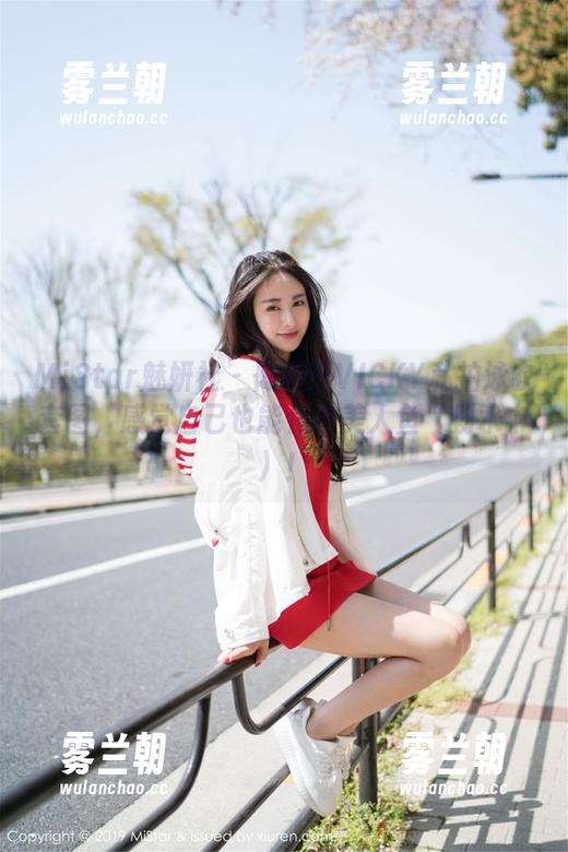 MiStar魅妍社 - 陈雅漫VICKY私拍泳衣套图，感觉自己也能化身美人鱼（划水中）！