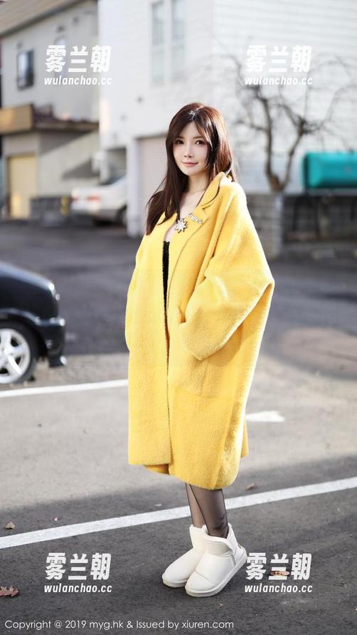 MyGirl美媛馆 - 在原图里，Manuela玛鲁娜的睡衣给人的感觉就是——今天就不出门了，感谢生活！