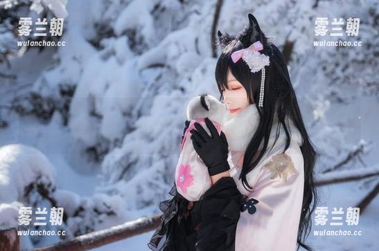 Neko薇薇 无圣光模式开启,Neko薇薇的巫女形象果然不一样,图片里的每个细节都令我莫名心动。