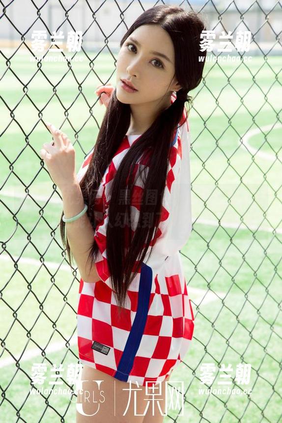 UGirls尤果网 - 黑丝图包，陈雅漫的每一张都能让人幻想到飞，太绝了！