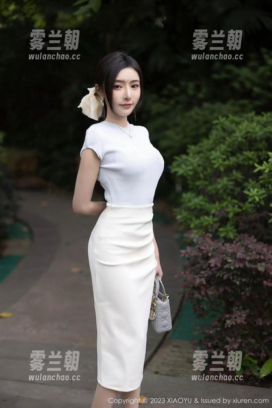 XIAOYU语画界 - 看！林星阑的红裙把我从沙发上打了起来！图包快来围观！