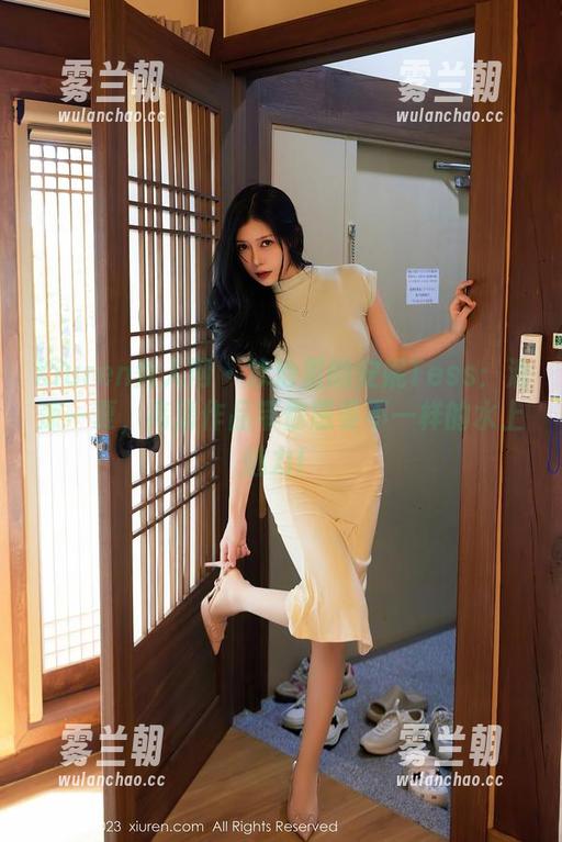 Xiuren秀人网-安妮Tess Xiuren秀人网 - 泳池里的安妮Tess:清凉一夏,高清作品带你感受不一样的水上魅力!