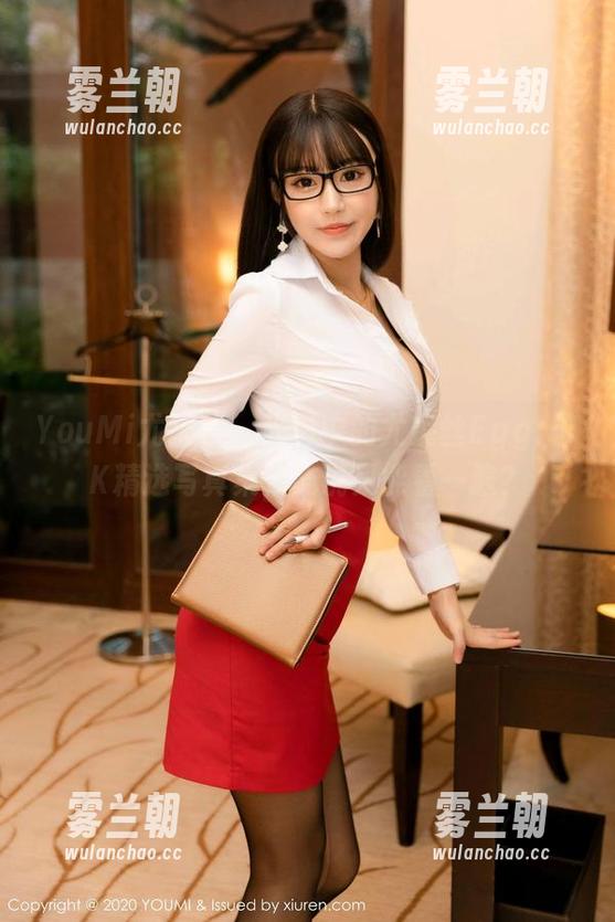 YouMi尤蜜荟-尤妮丝Egg YouMi尤蜜荟 - 光影中的尤妮丝Egg:JK精选写真集,谁说只能看一遍?