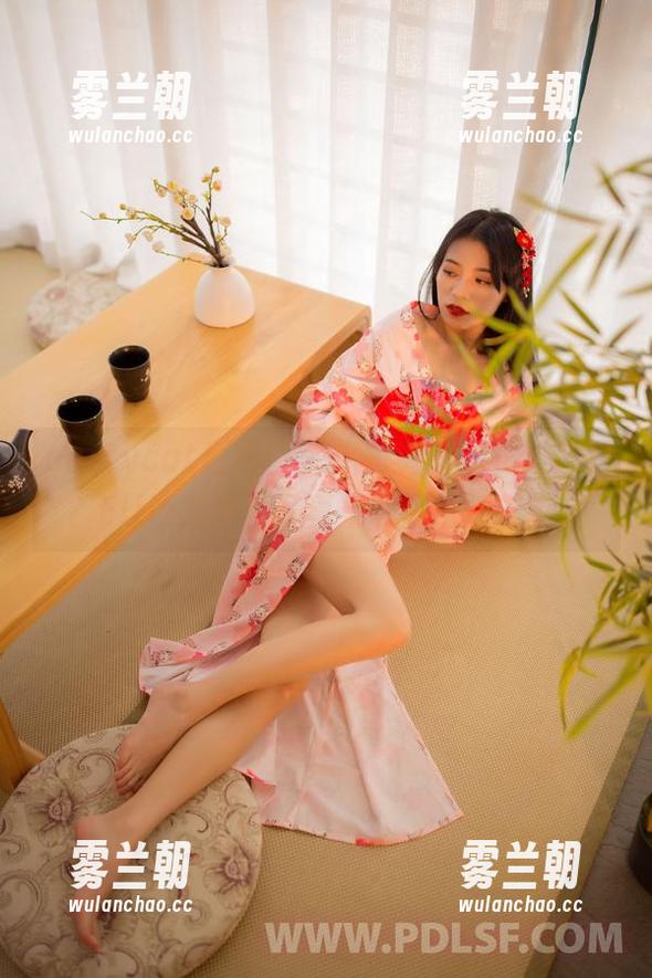 partycat轰趴猫-Ellie艾栗栗 partycat轰趴猫 - 想知道连体衣的魅力?Ellie艾栗栗写真集下载给你答案!