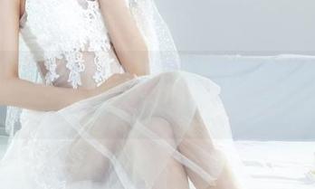 丽柜 – 小琳琳的写真竟然把晚舟缠丝演绎得如此微妙？
