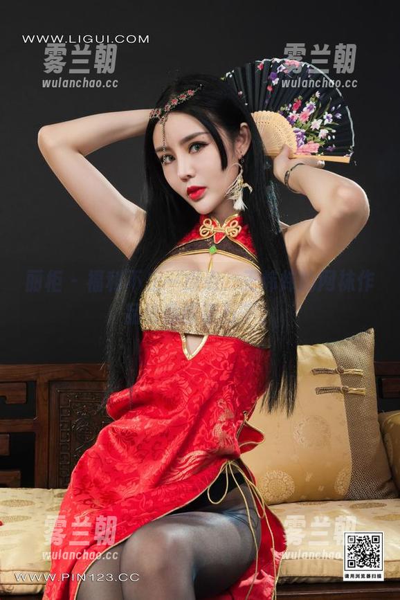 丽柜 - 福利不止一点点，王炜炜的网袜作品给你惊喜万千。