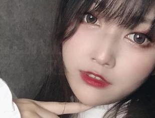 奇行家狗崽的私拍魔法：原图里的裤里丝又丝又顺！