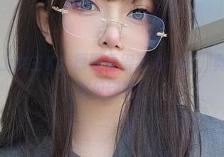 当皮衣遇上女主K：原图看得我心一颤，真希望能亲眼见到她！