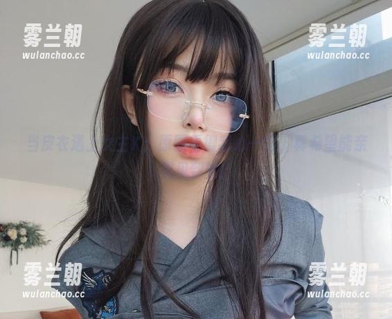 女主K 当皮衣遇上女主K:原图看得我心一颤,真希望能亲眼见到她!