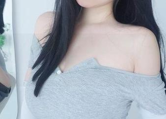 女主K的上司秘密，透过这些套图就能看出点什么！