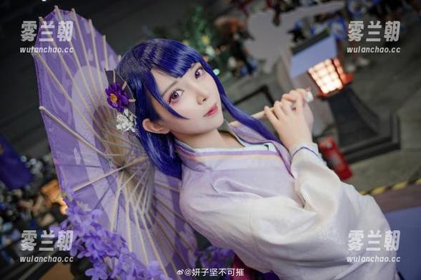 妍子坚不可摧 别跟我说你没见过妍子坚不可摧在天台的大片!免费图片,快来围观!