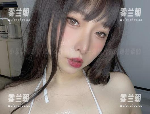 小泉学姐吖 小泉学姐吖的透明女仆图包—每一张照片都像是轻柔的呢喃。