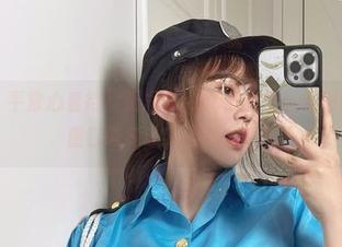 微密圈 – 平常心看待！张思允nice油亮黑丝制服图包，非重口味竟让我有点小期待