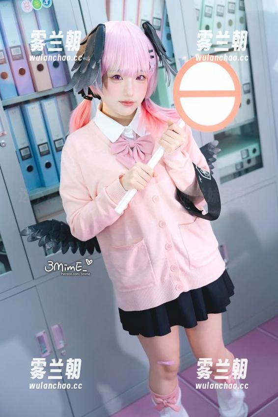 弥美Mime 这不是梦!弥美Mime定制的妹妹写真,让人忍不住多看几眼。