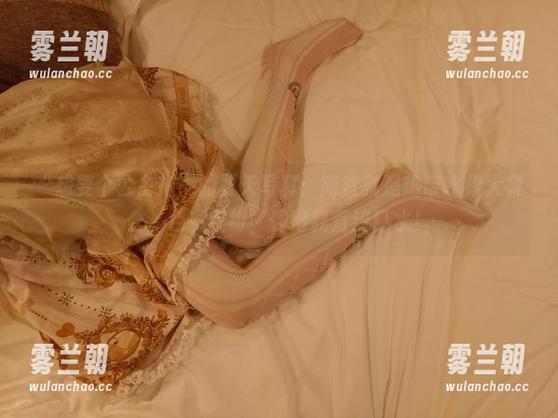 想要个公主抱 “想要个公主抱”的夏天写真:简直就是热带水果大集合,色彩缤纷,馋得我直流口水!