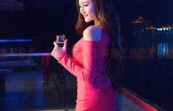推女神 – 美图分享：小紫藤，这女神简直是散发着魔力的存在