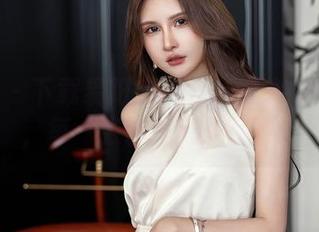 星颜社 – 下载易阳Silvia女王的高清私藏，每一张都是风情万种！