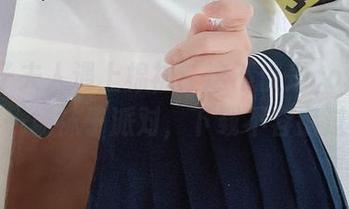 当杏子夫人遇上棉袜：这不仅是cos，还是一场袜子派对，下载不容错过！
