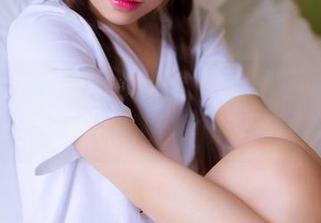 果团网 – 图库里的松果儿妹妹，下载前记得不眨眼哦