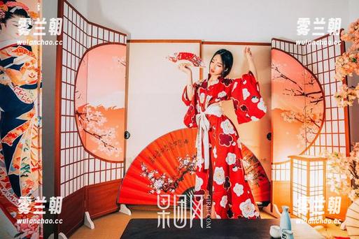 果团网 - 清纯不是白莲花，王婉悠的图片合集教你如何优雅顽皮！