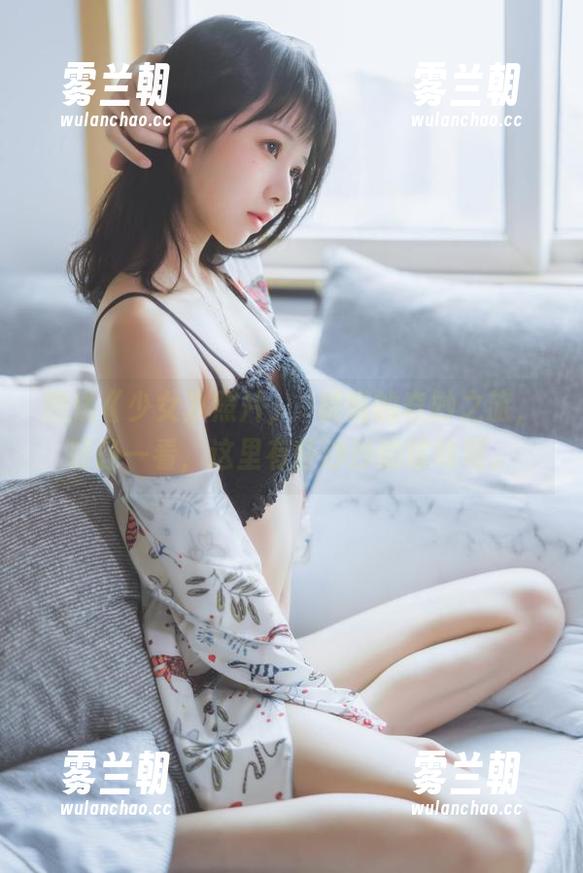 桜桃喵 赠送《少女》照片,桜桃喵的奇妙之旅,轻轻一看,这里有些沙沙的暧昧呢。