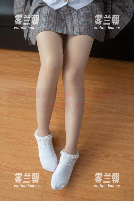 森萝财团 森萝财团毛衣黑丝图集,生活就是要有点莫名其妙的乐趣!