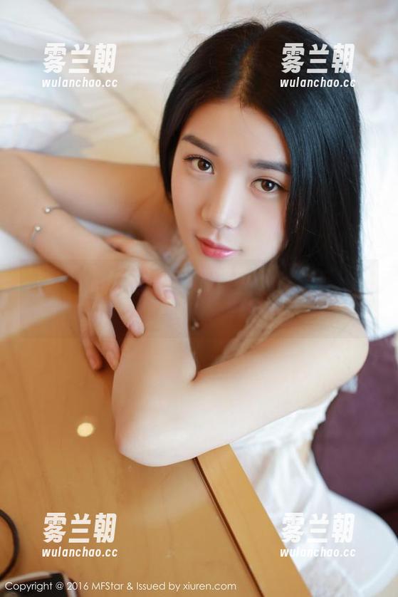 模范学院-NaNa_baby 模范学院 - NaNa_baby的居家风情,图包里藏着懒散的优雅,分享给你!