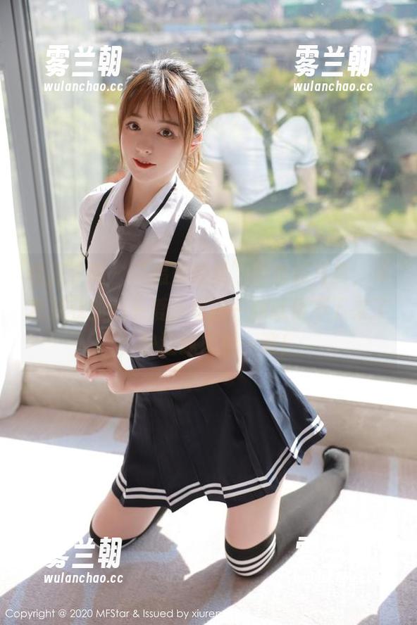 模范学院-温柔的柔 模范学院 - “温柔的柔”的套装写真,简直是我的心头爱,图册一翻就停不下来了,快让我再看一遍!