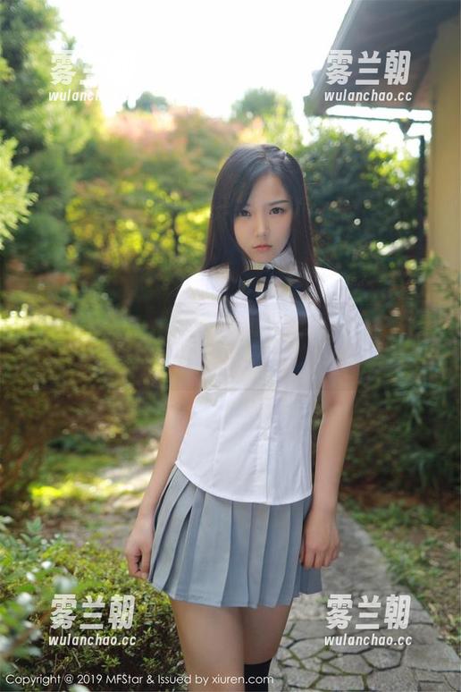 模范学院-糯美子Mini 模范学院 - 糯美子Mini的私拍牛仔裤,原图里的隐秘角落大揭秘!