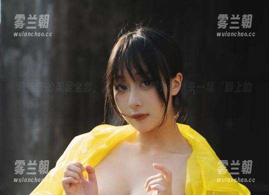 浅安安的美足全套，忍不住想以脚为画，来一场‘脚上的旅行’。