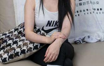 甜予摄影 – 看小云如何用白棉袜玩转私拍，原图里的每一寸都藏着小心机