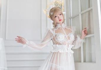 最新和服大揭秘，白烨烨分享中让我再一次怀疑自己的衣橱！