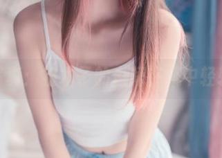 高清写真：祖木子的白裙在风中轻轻低语