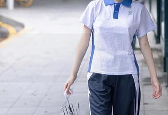 秀人网 – Mieko林美惠子与奶牛的甜蜜写真，偶尔有点乱