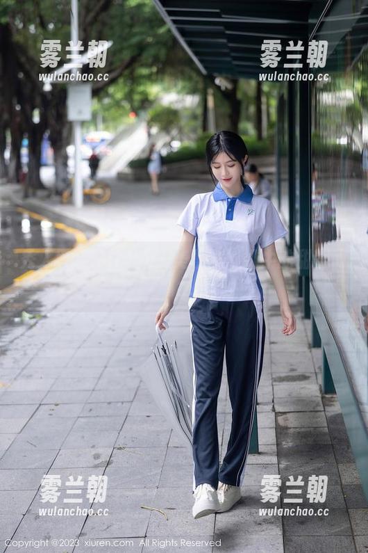 秀人网-Mieko林美惠子 秀人网 - Mieko林美惠子与奶牛的甜蜜写真,偶尔有点乱
