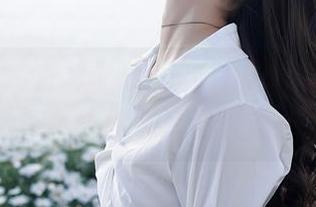 秀人网 – 在高清壁纸里，baby嘉茵双人写真仿佛在耳边低语…