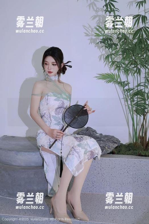 秀人网-严利娅Yuliya 秀人网 - 严利娅Yuliya海边奇遇记:图库资源里藏着的不止是美