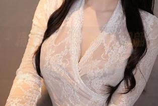 秀人网 – 精选长腿图集：唐翩翩，腿这么长，走路不会风吗？