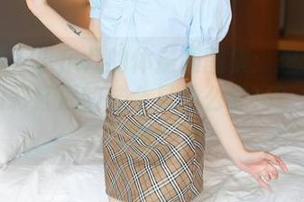 秀人网 – 小爪几的体操服图集：想知道体操服和彩虹屁的结合是什么样吗？快来围观！