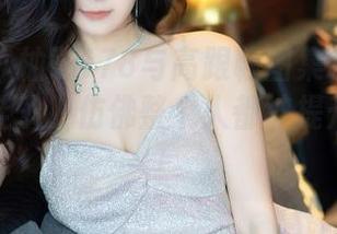 秀人网 – 柚子178与高跟鞋图集精选：穿上这些鞋子，仿佛整个人都被提升了一层！