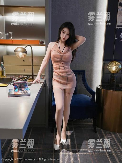 秀人网 - 当沐沐baby与双马尾相遇，更新的写真瞬间让人心动！