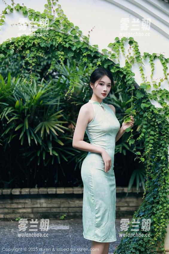 秀人网 - 想要一套“糯美子”内衣，结果只收获了一张壁纸
